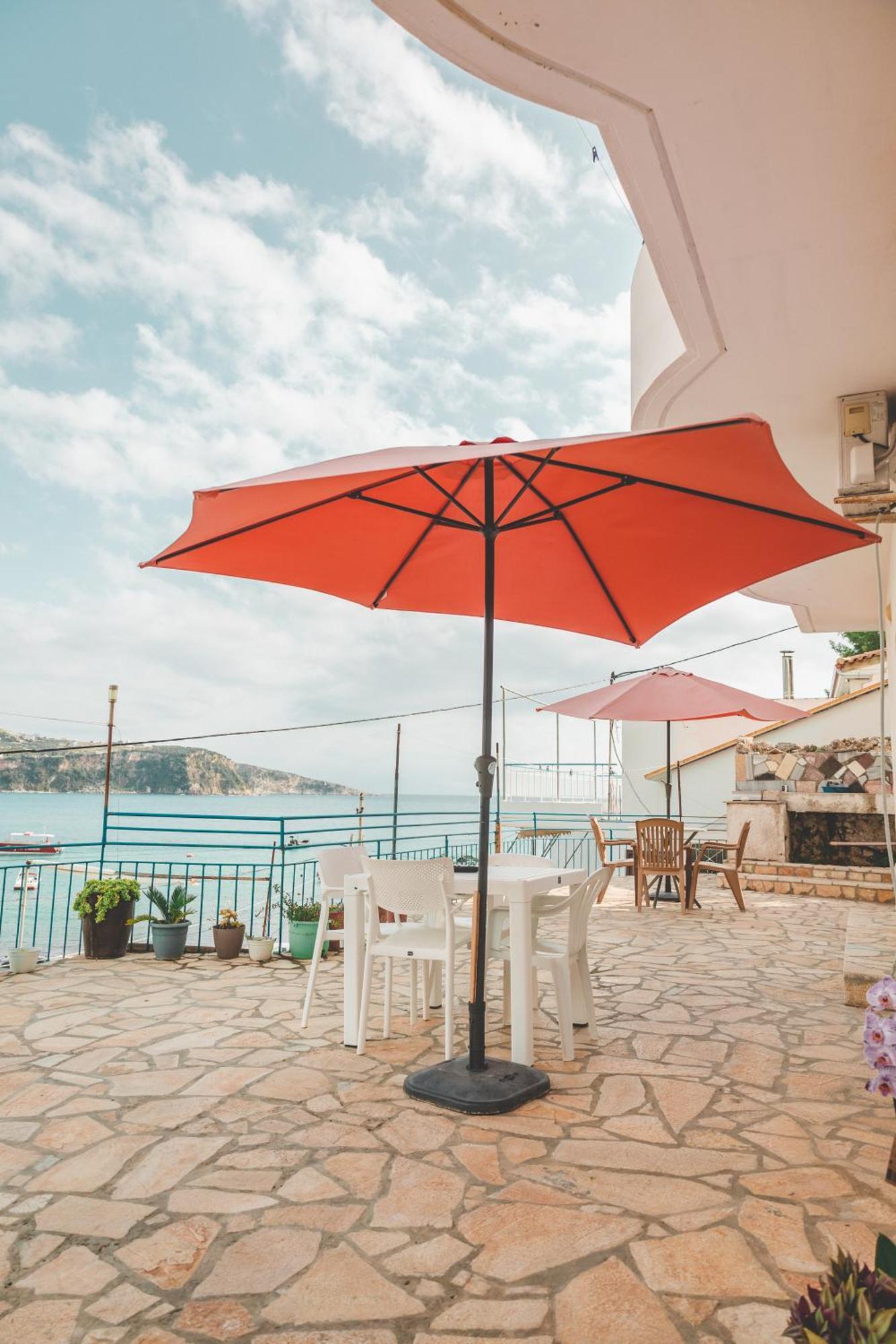 Rooms By The Sea Himare Ngoại thất bức ảnh
