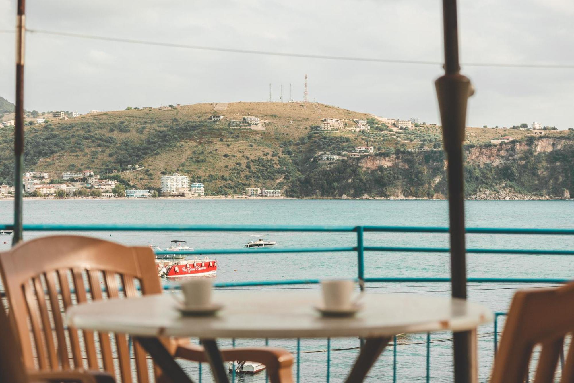 Rooms By The Sea Himare Ngoại thất bức ảnh
