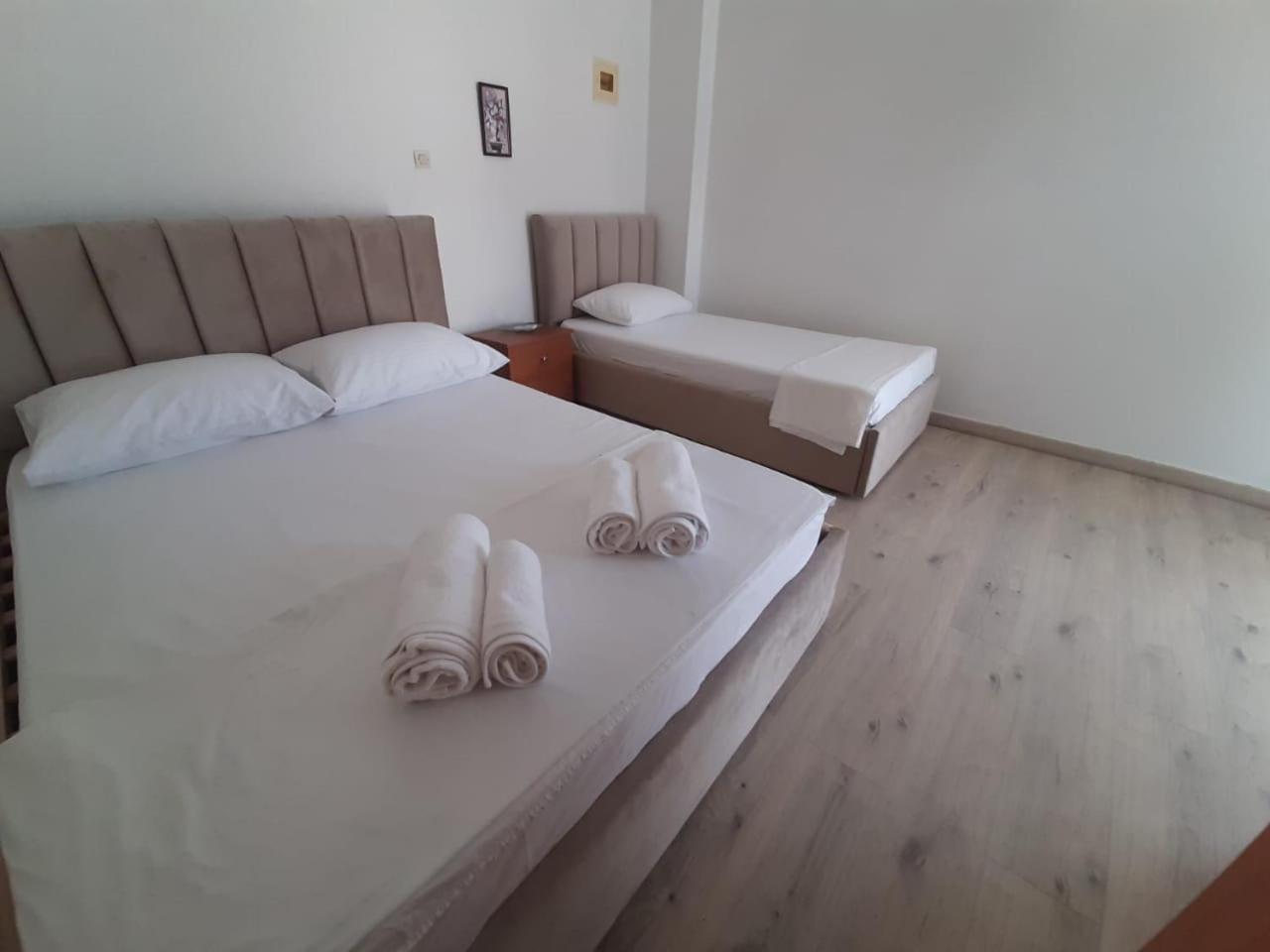 Rooms By The Sea Himare Phòng bức ảnh