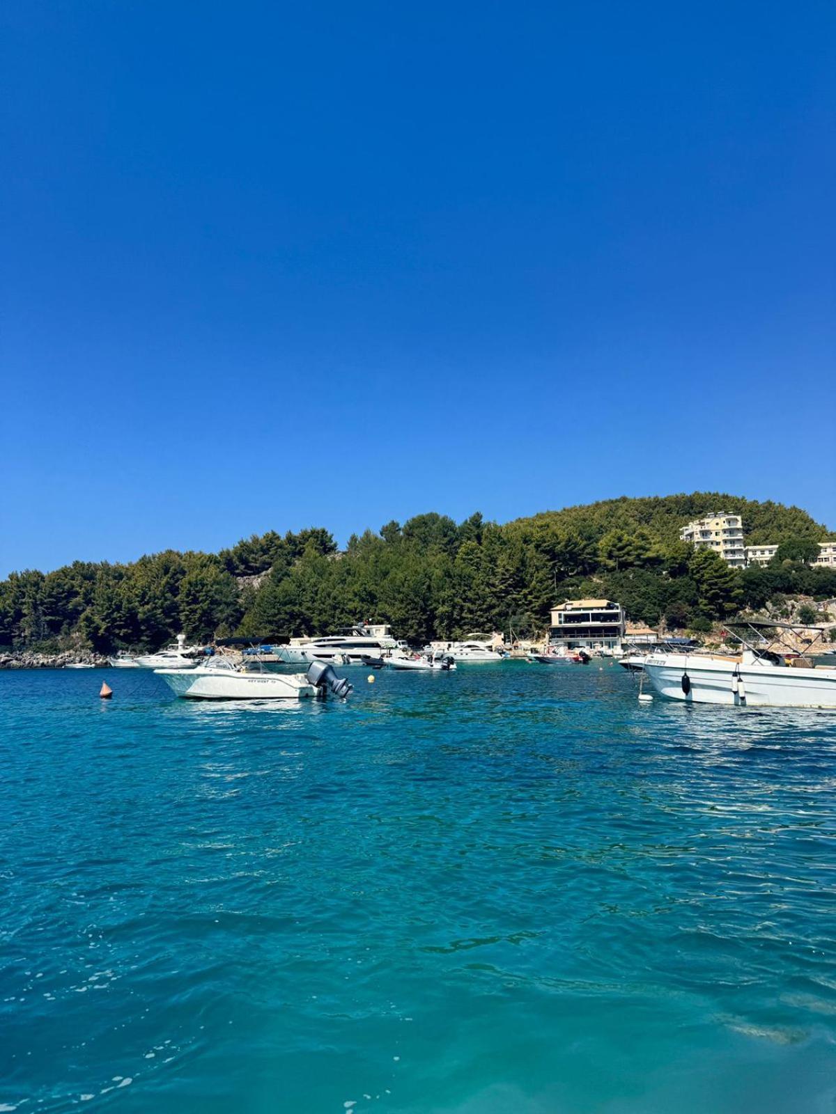 Rooms By The Sea Himare Ngoại thất bức ảnh